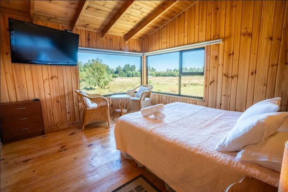 2br With Fireplace And Terrace *